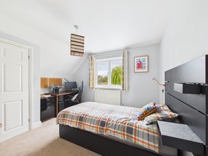 Bedroom- click for photo gallery